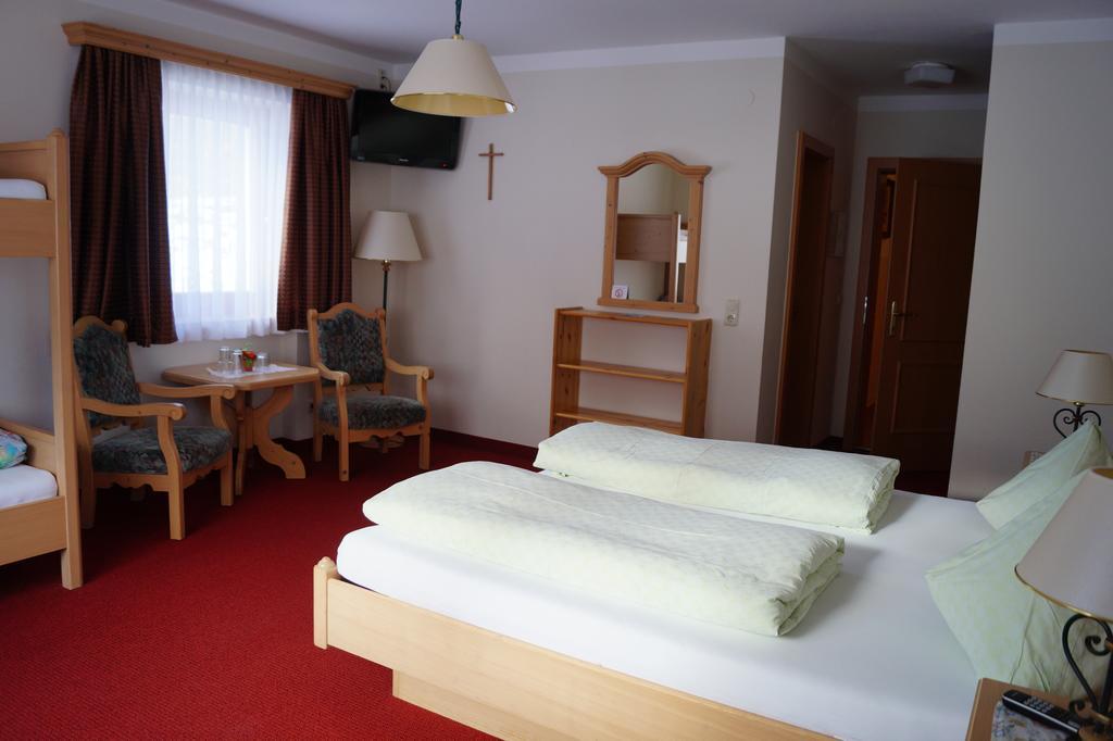 Landhaus St. Georg Saalbach-Hinterglemm Quarto foto