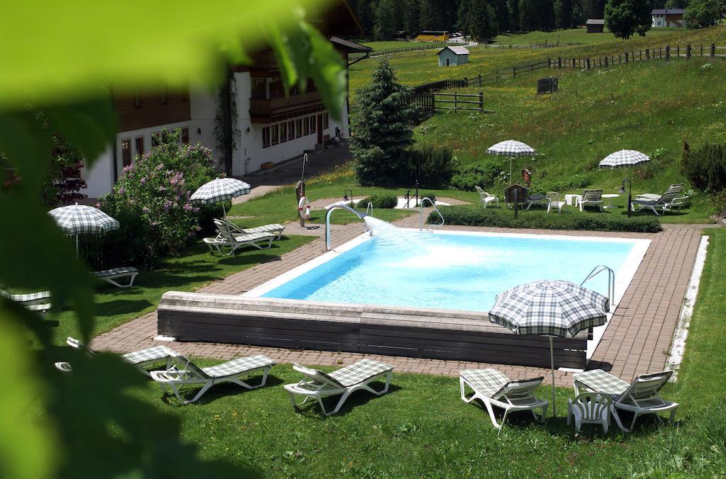 Landhaus St. Georg Acomodação com café da manhã Saalbach-Hinterglemm Exterior foto