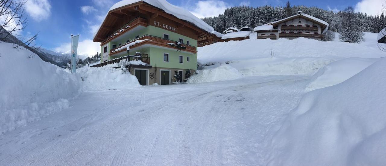 Landhaus St. Georg Acomodação com café da manhã Saalbach-Hinterglemm Exterior foto